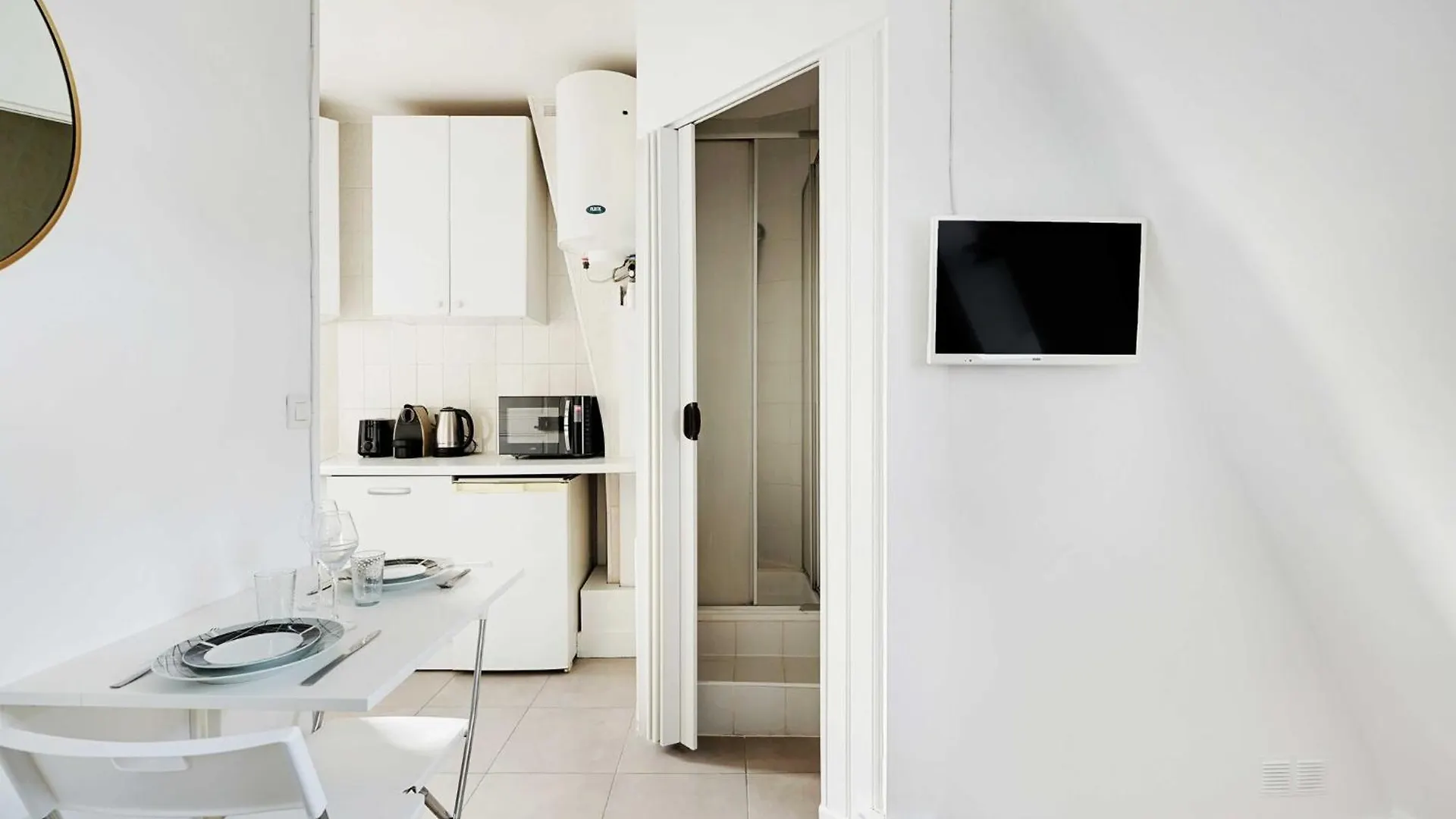 Cosy Studio Near Atelier Des Lumieres - 2P Paris Holiday home